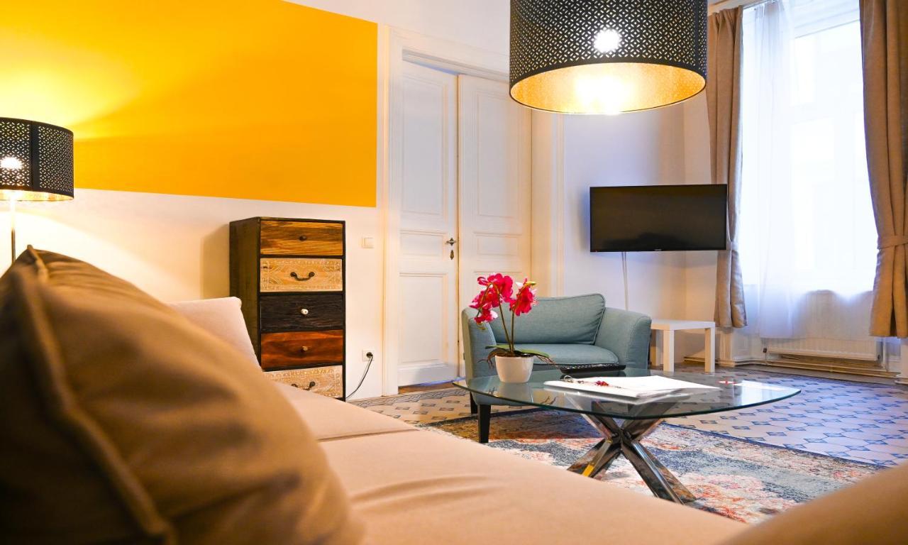 Backpacker Apartment City Center Vienna Exterior photo